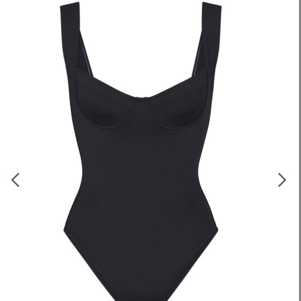 Skims shaping swimsuit! NWT!!